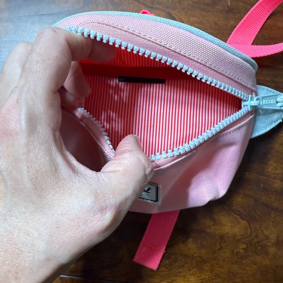 Herschel Supply Company Pink Fabric Accessory - Picture 3 of 4